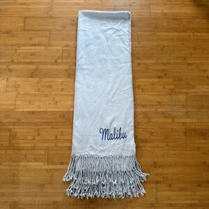Malibu Luxxe Fringe Dove Grey Blanket Throw New‎